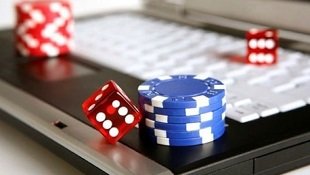 Philippine English interface and local experience on bet100 apk gaming platform